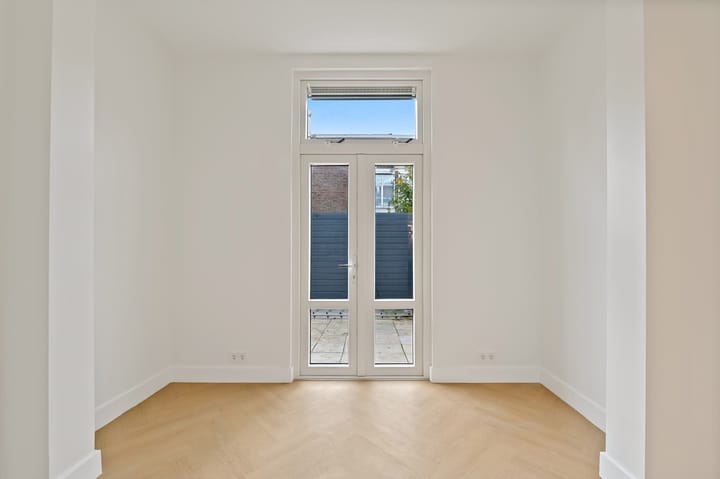 Foto 21 van Rijklof van Goensstraat 19