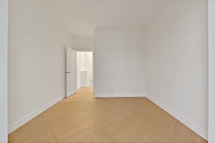 Foto 35 van Rijklof van Goensstraat 19