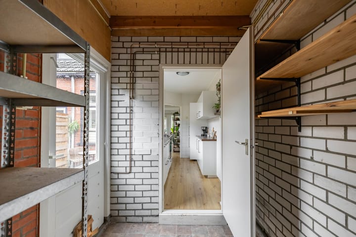 Foto 16 van Goudenregenplein 5