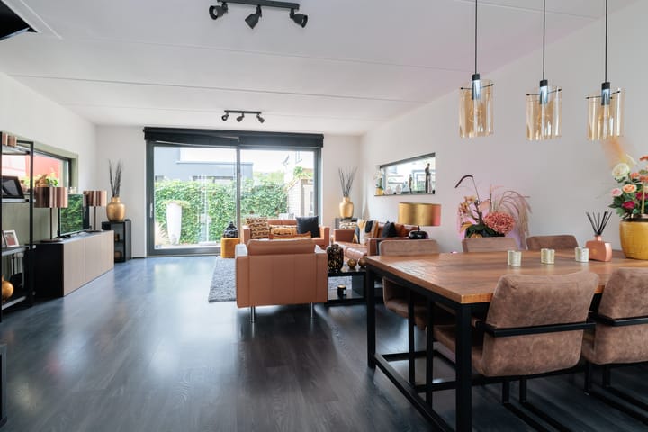 Foto 7 van Helenusstraat 8