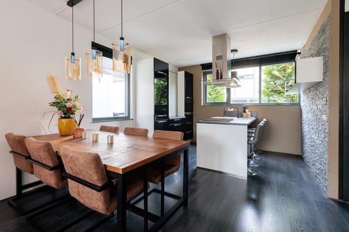 Foto 14 van Helenusstraat 8