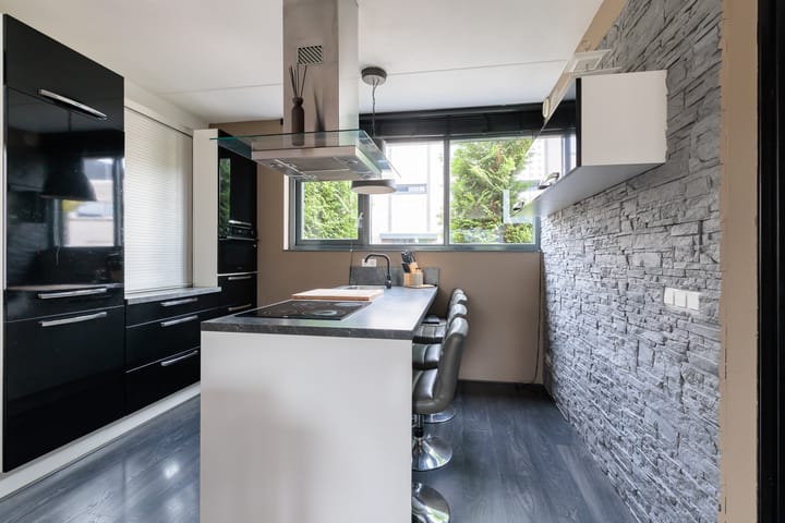 Foto 16 van Helenusstraat 8