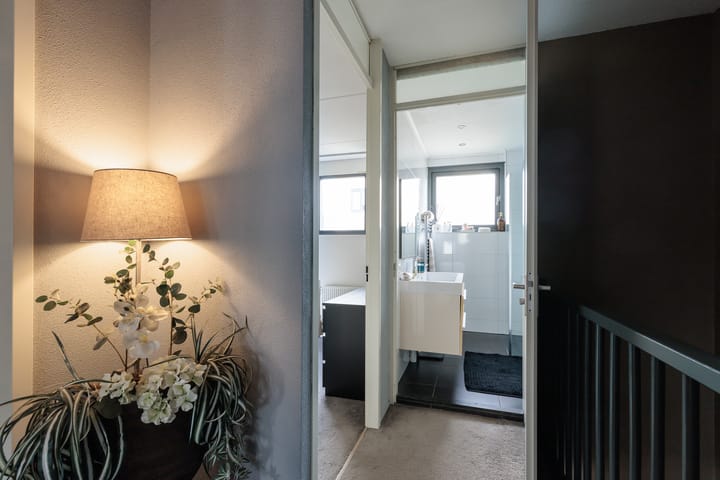 Foto 21 van Helenusstraat 8