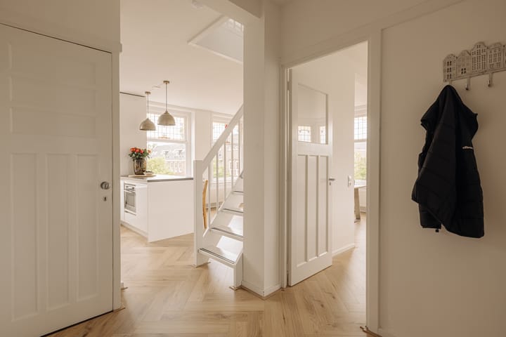 Photo 5 of Vechtstraat 81-3