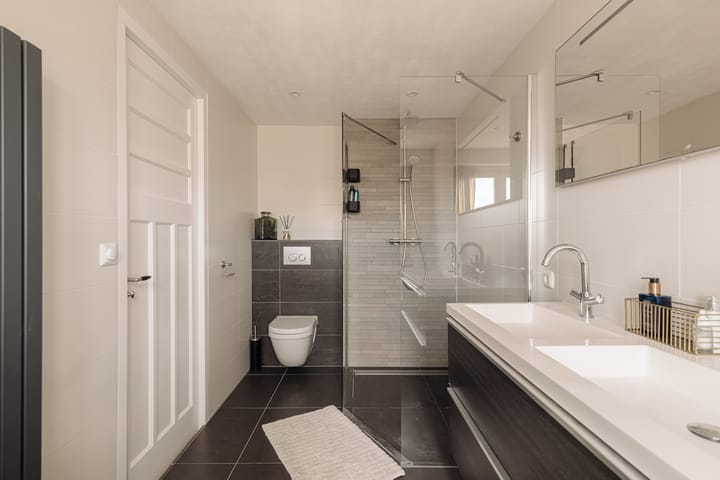 Photo 23 of Vechtstraat 81-3