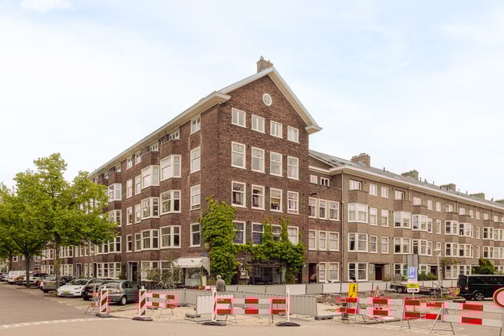 Photo 33 of Vechtstraat 81-3