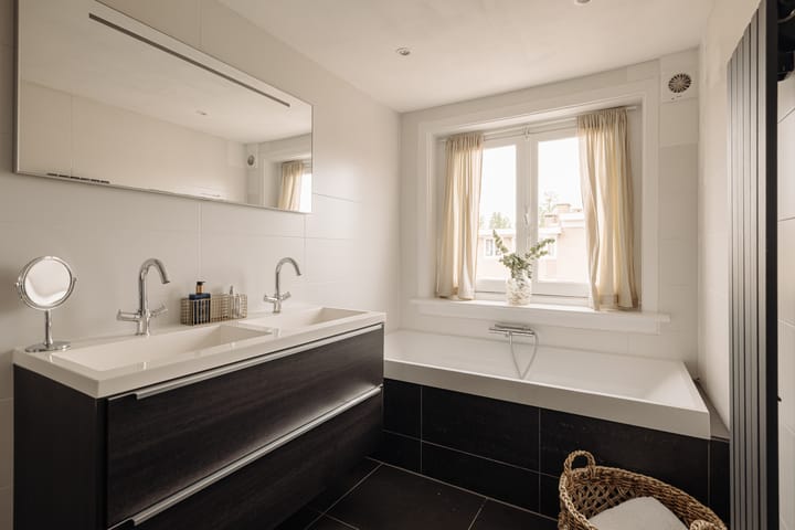 Photo 22 of Vechtstraat 81-3