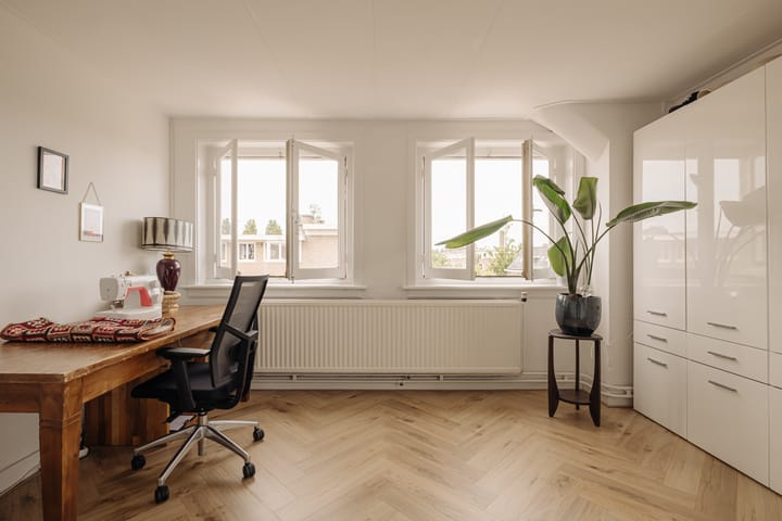 Photo 20 of Vechtstraat 81-3