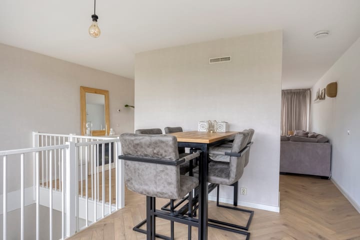 Foto 19 van Bisonstraat 32