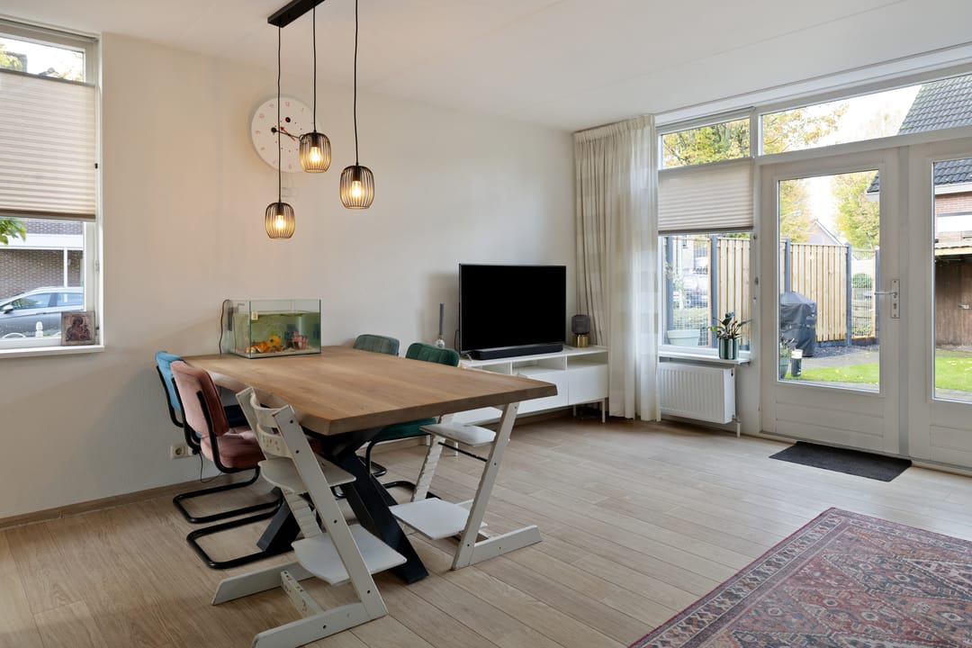 Photo 13 of Weidelaan 170