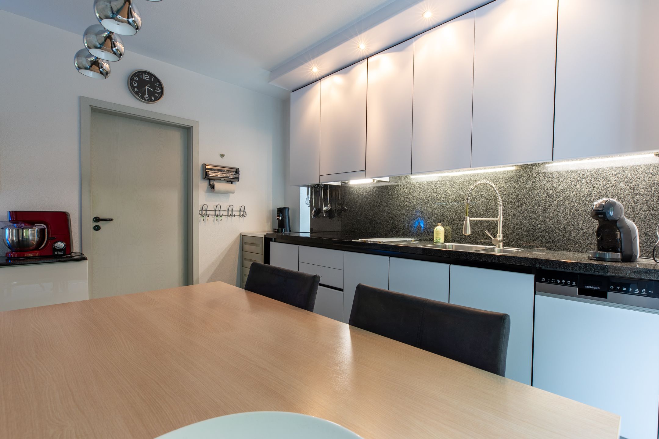 Foto 18 van Heerlerweg 117-A