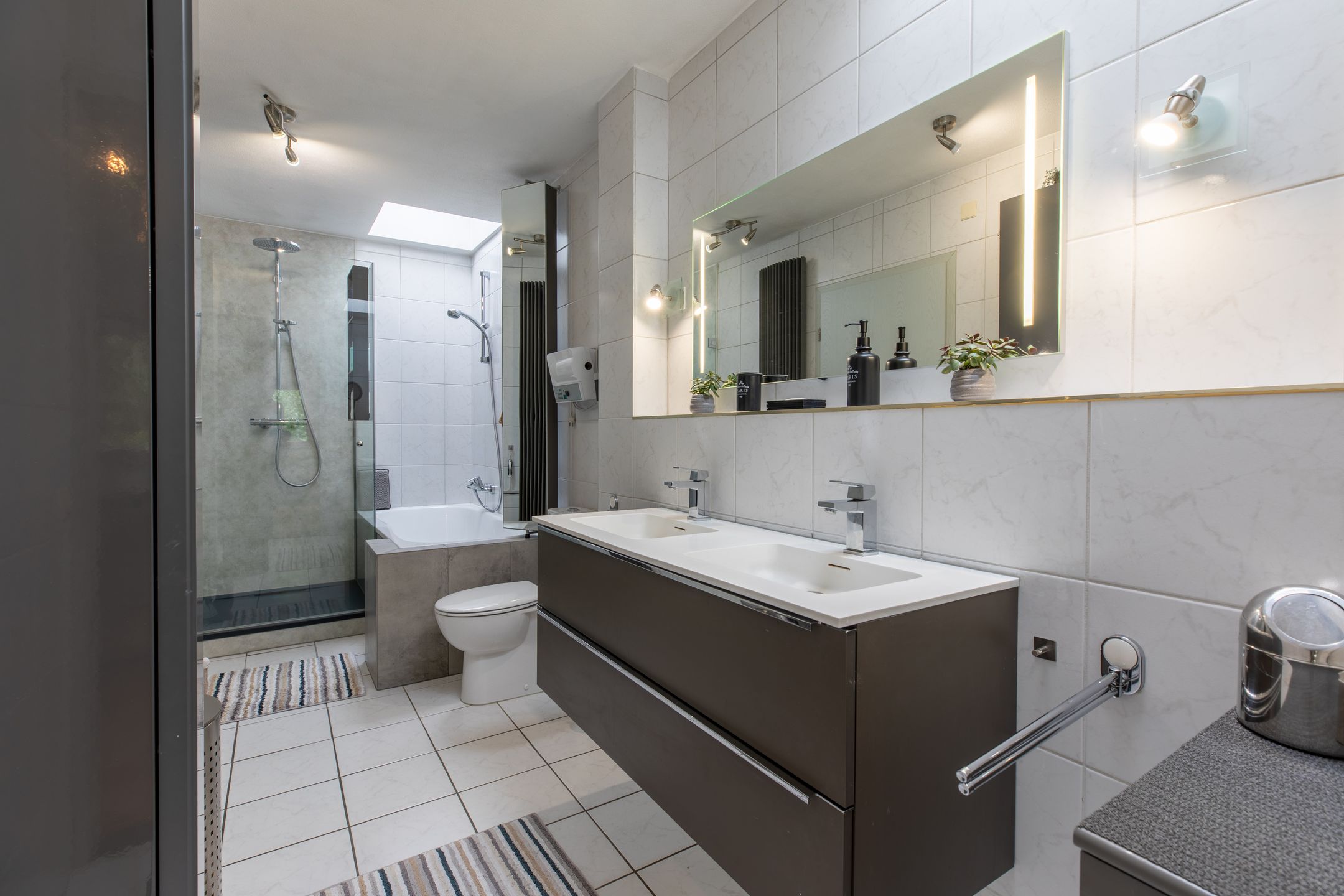 Foto 30 van Heerlerweg 117-A