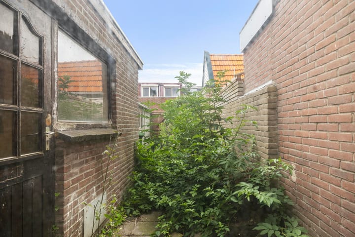 Foto 5 van Van Limburg Stirumstraat 45