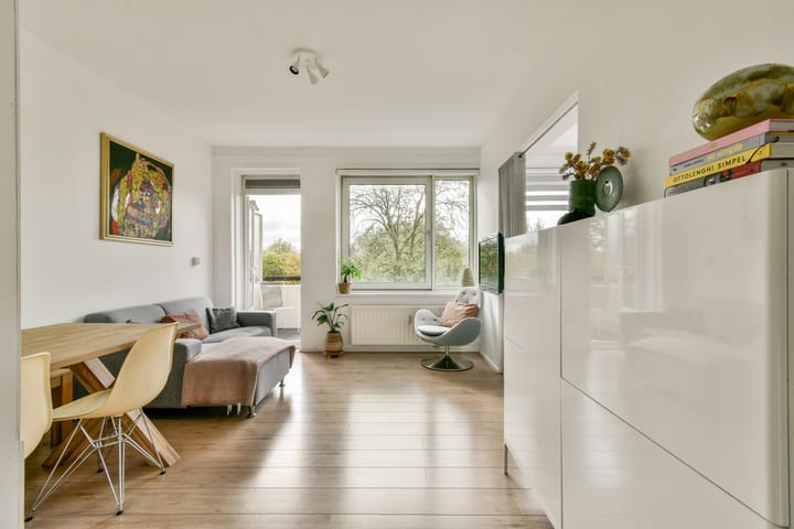 Foto 3 van Van Nijenrodeweg 777