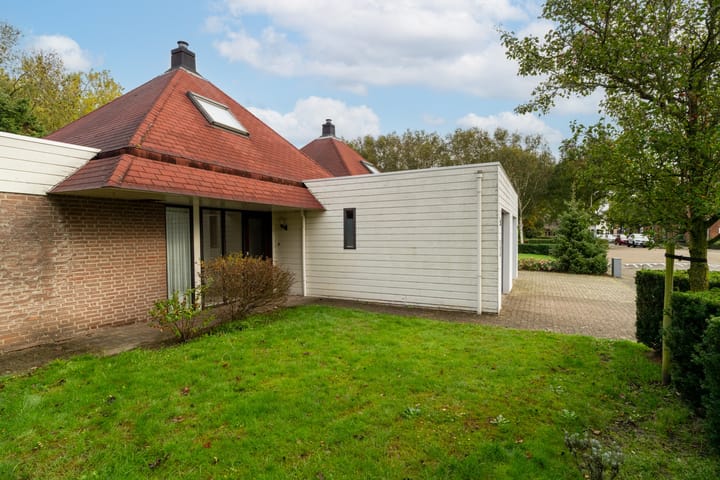 Foto 10 van van Duvenvoordestraat 23