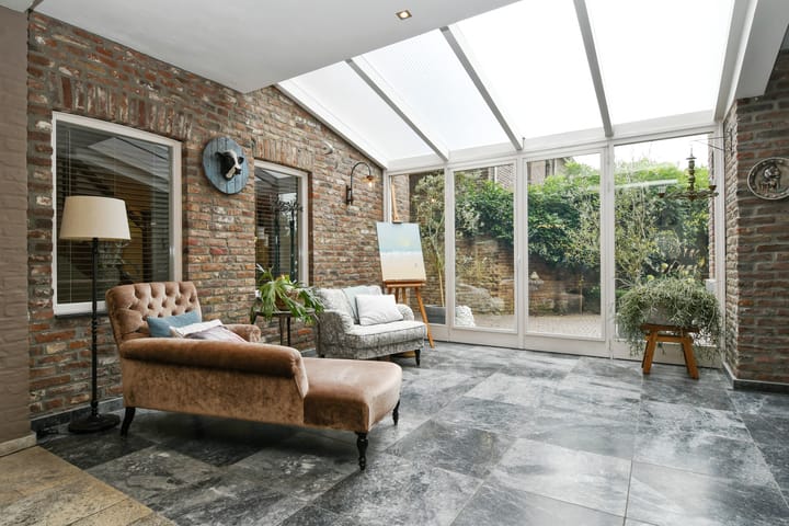 Photo 15 of Maasheuvel 24