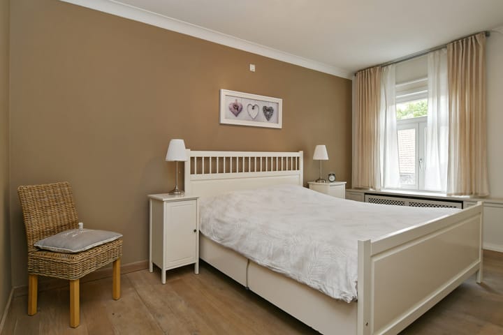 Photo 44 of Maasheuvel 24