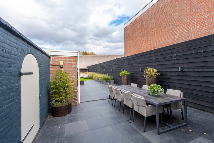 Foto 32 van Molenstraat 26