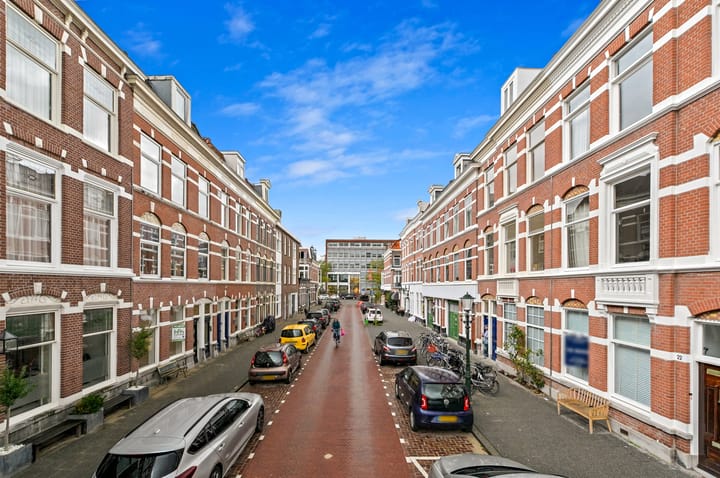 Foto 42 van Rijklof van Goensstraat 19