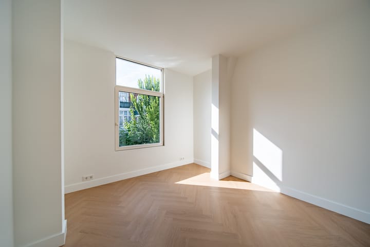 Foto 35 van Rijklof van Goensstraat 19