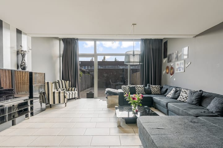 Photo 9 of Cézannestraat 14