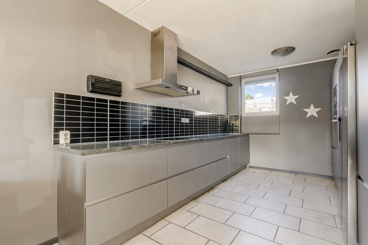 Photo 12 of Cézannestraat 14