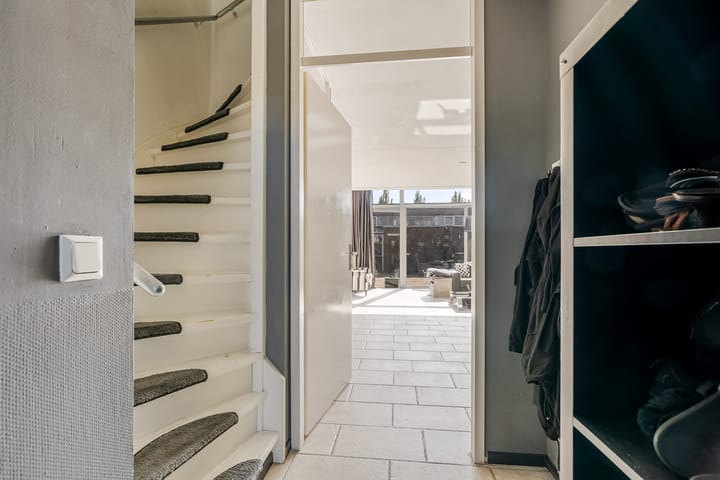 Photo 26 of Cézannestraat 14