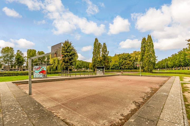 Photo 44 of Cézannestraat 14