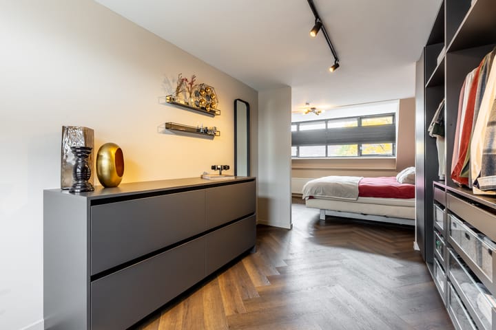 Photo 19 of Jean-Paul Sartre-erf 28