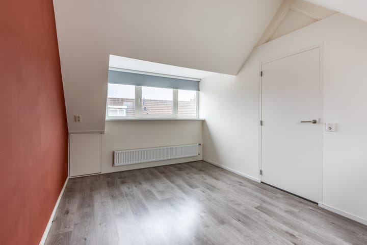 Photo 23 of Jean-Paul Sartre-erf 28