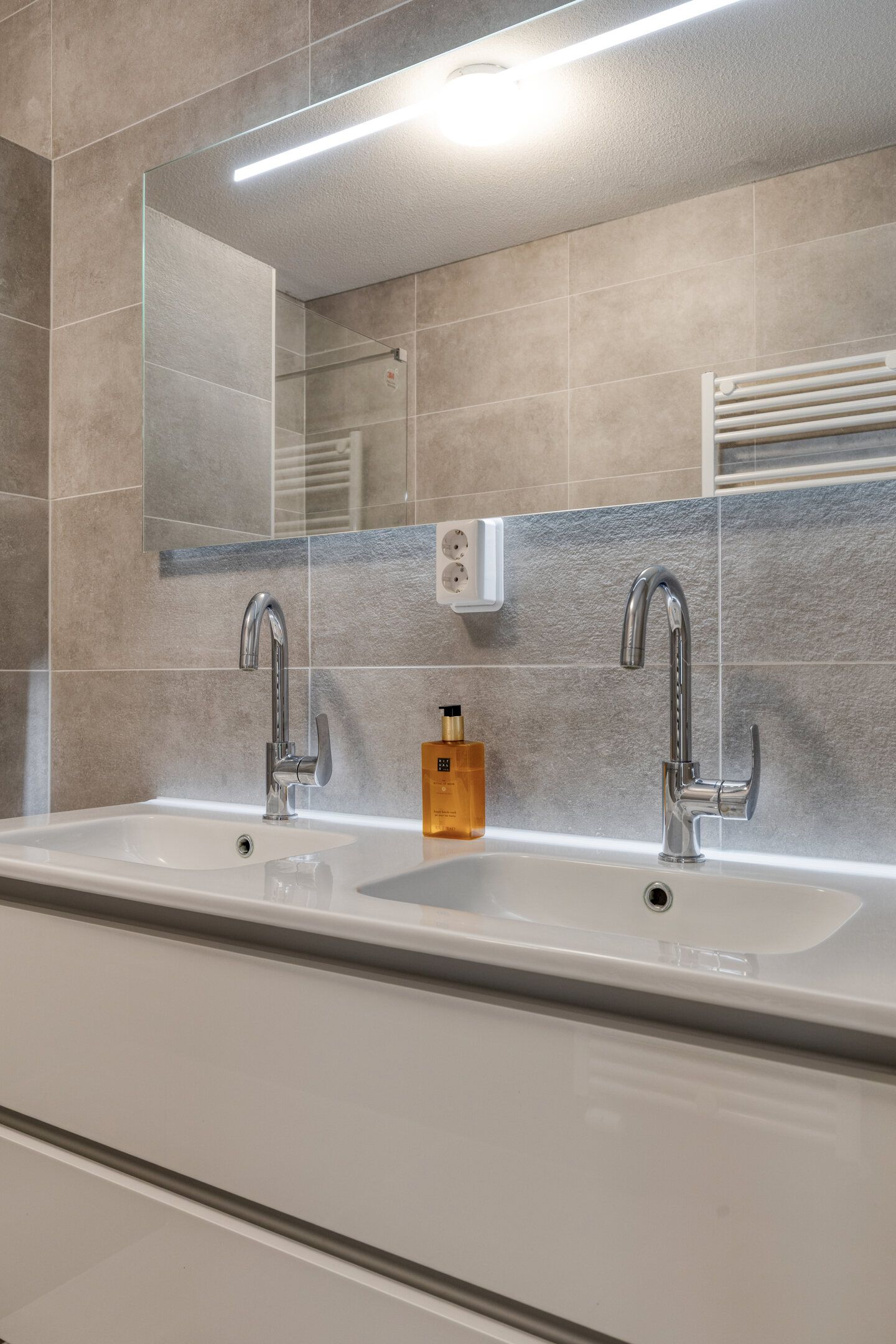 Foto 35 van Vondellaan 14-4