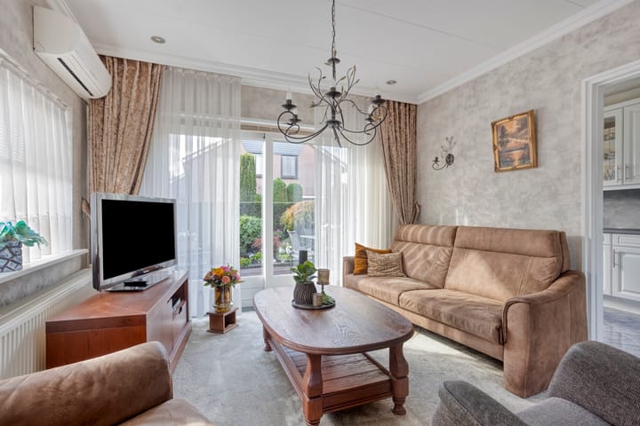 Foto 5 van Willem van den Bergstraat 1