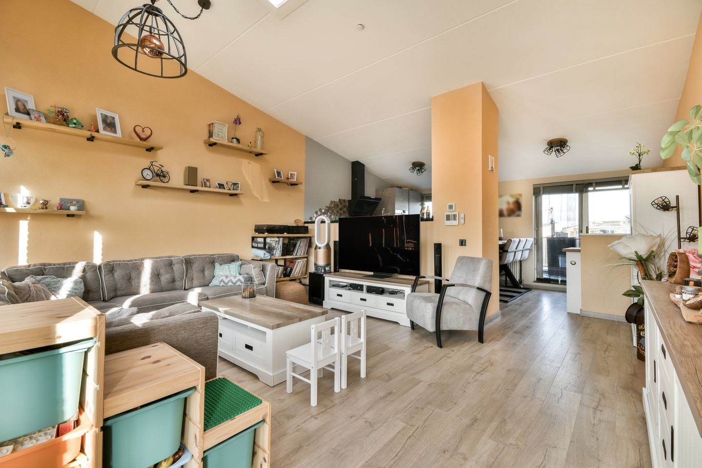 Foto 10 van Verzetsplein 10