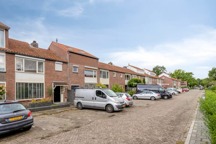 Foto 7 van Prelaat van Dinterstraat 75