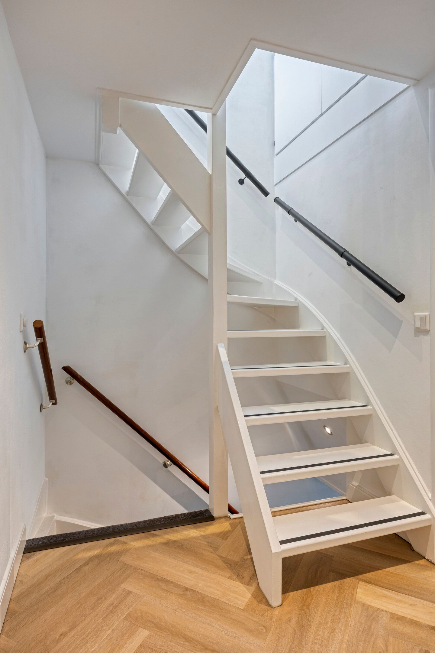 Foto 33 van Molenstraat 10