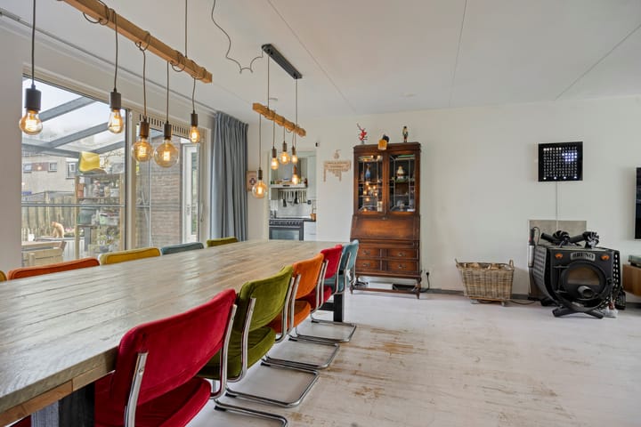 Photo 10 of Weegbreelaan 11