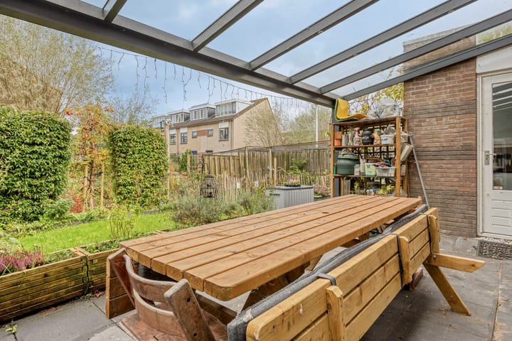 Photo 21 of Weegbreelaan 11