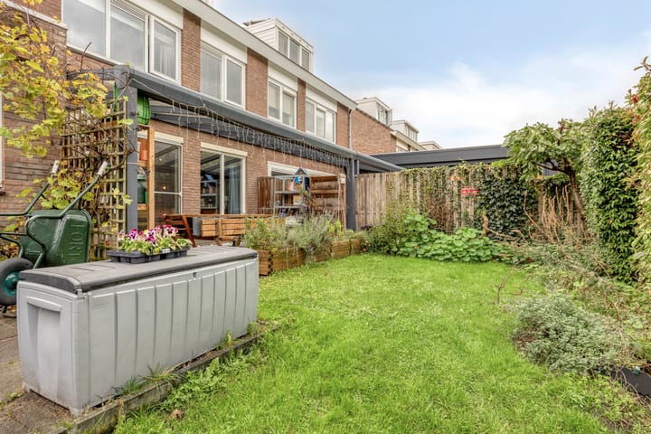 Photo 22 of Weegbreelaan 11