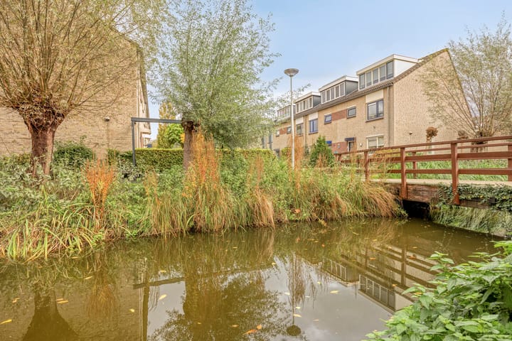 Photo 40 of Weegbreelaan 11