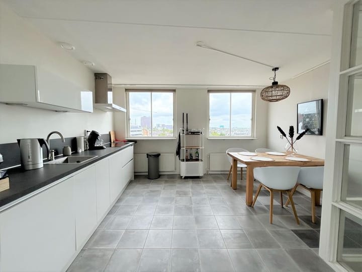 Photo 5 of Marie Heinekenplein 718