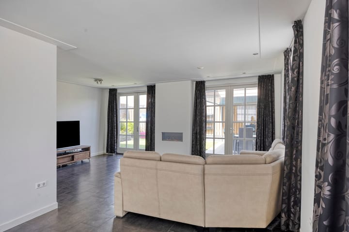 Photo 6 of Oirschotseweg 90-A