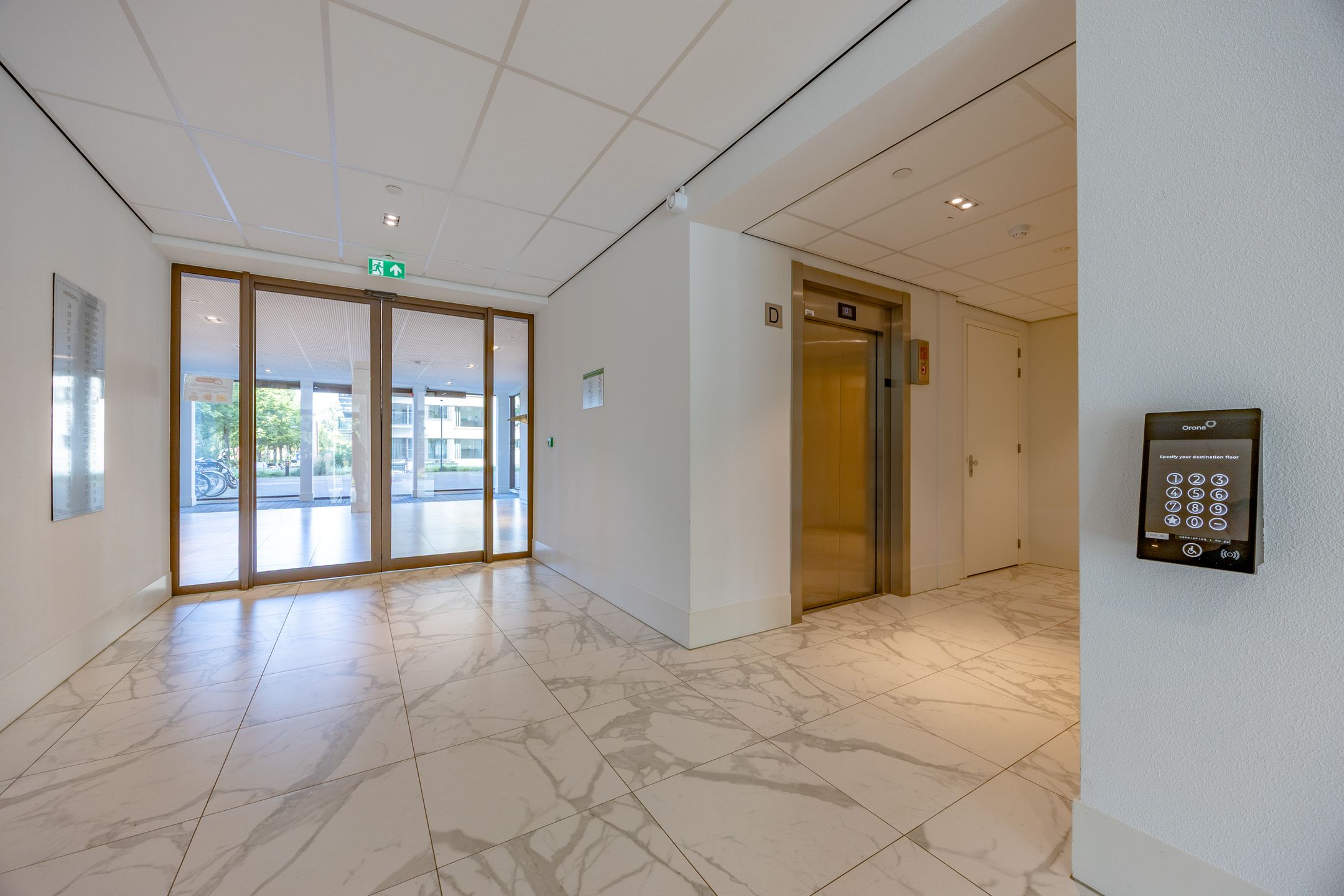 Foto 36 van C.T. Storklaan 583