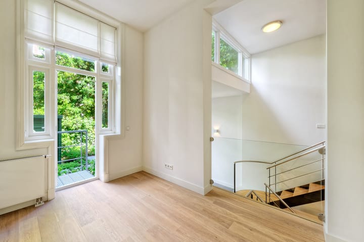 Foto 17 van De Lairessestraat 82-A