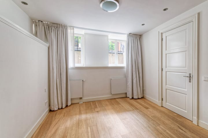 Foto 27 van De Lairessestraat 82-A