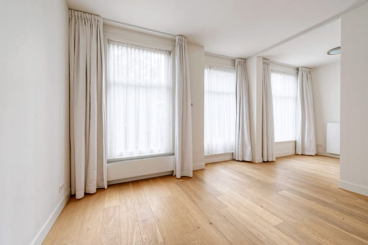 Foto 37 van De Lairessestraat 82-A