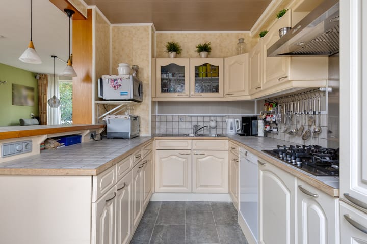 Photo 15 of Nicolaas van Puttenstraat 6