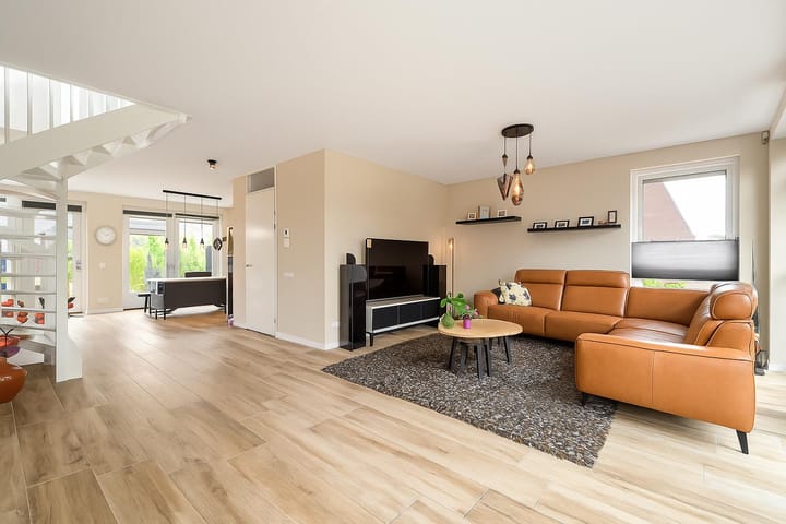 Foto 2 van Koningin Máximalaan 38