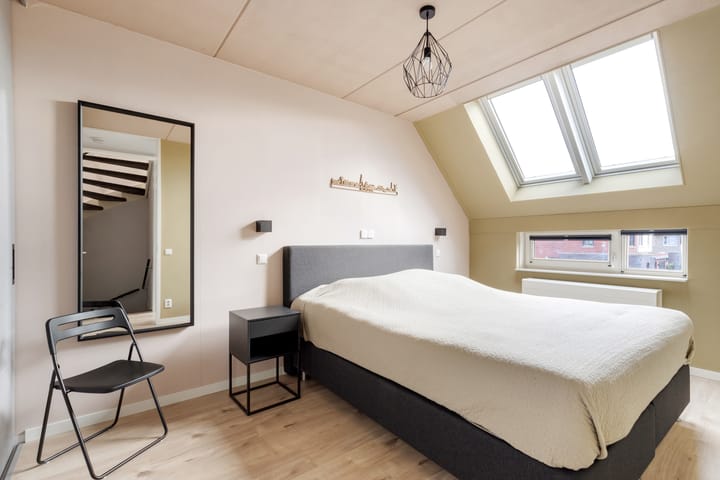 Photo 25 of Mispel 5