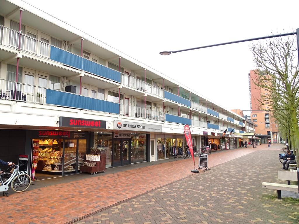 Bekijk foto 1 van Europalaan 40