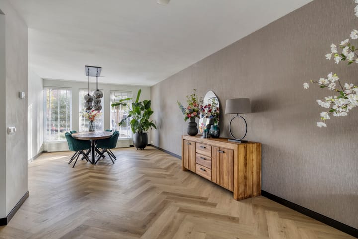 Photo 14 of Reelaan 20